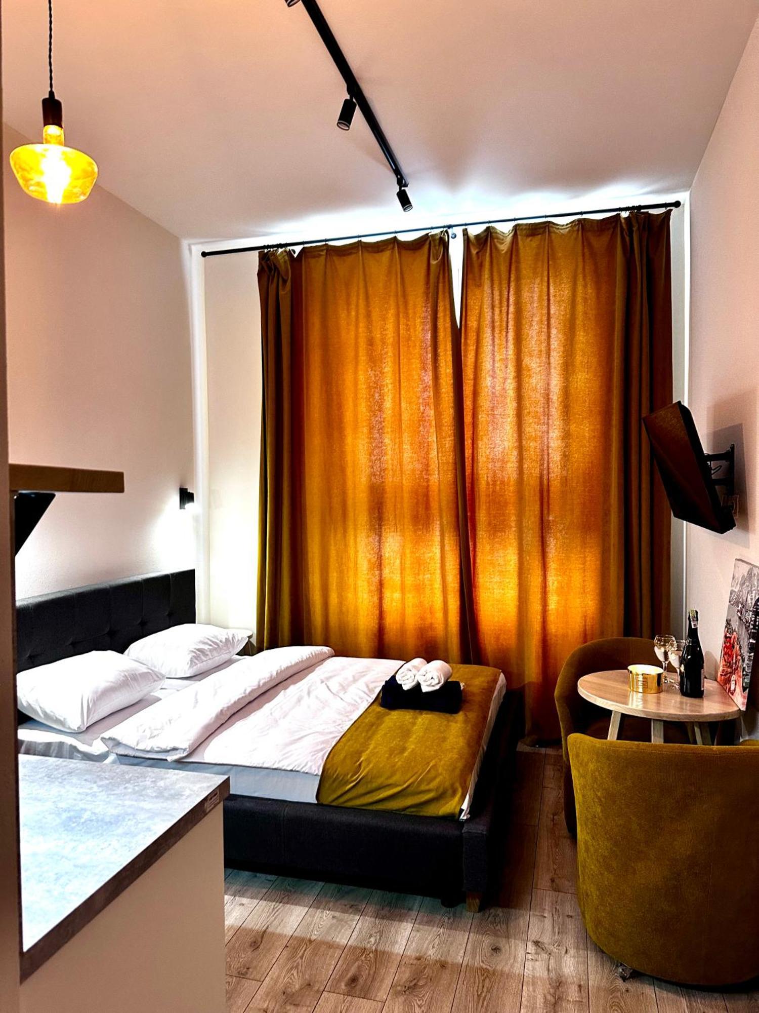 Hotel Gallery 21 Lviv Eksteriør bilde