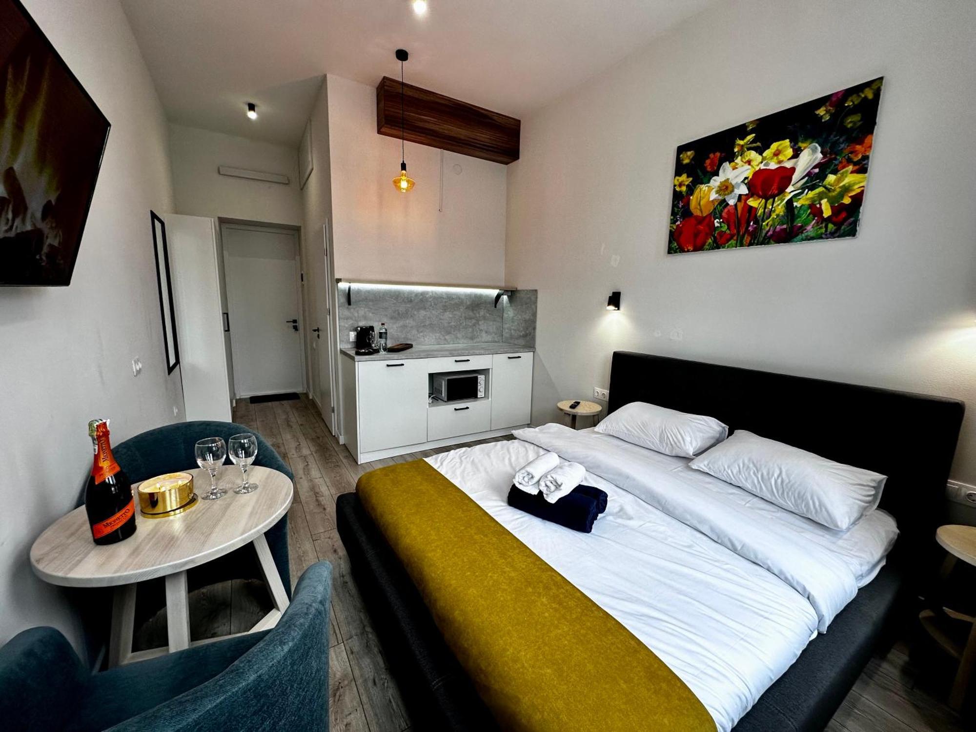 Hotel Gallery 21 Lviv Eksteriør bilde